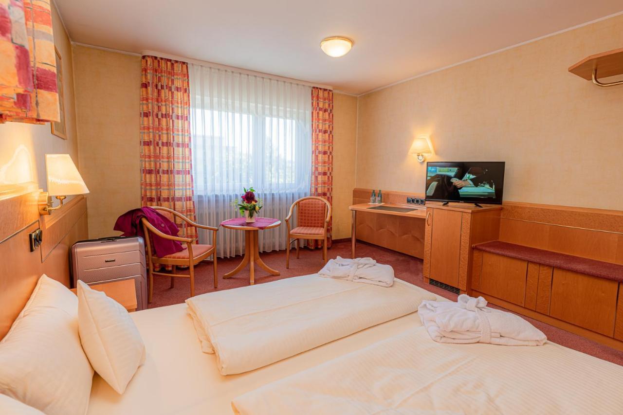 Kishotel Am Kurpark 바트소덴살뮨스터 외부 사진